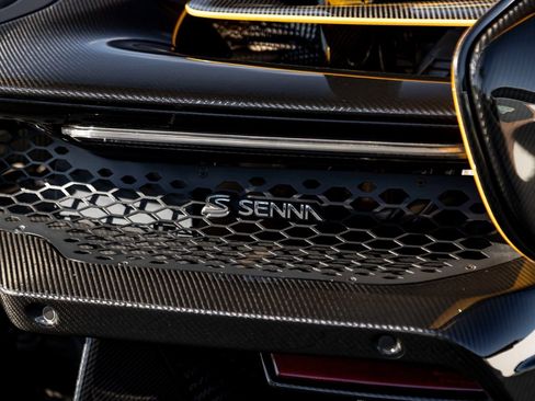 Used 2019 McLaren Senna image 12