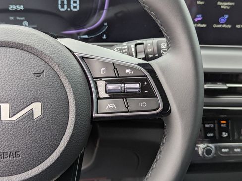 New 2026 Kia Seltos S FWD image 30