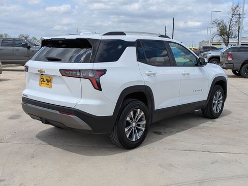 Used 2025 Chevrolet Equinox LT w/ Convenience Package II image 3