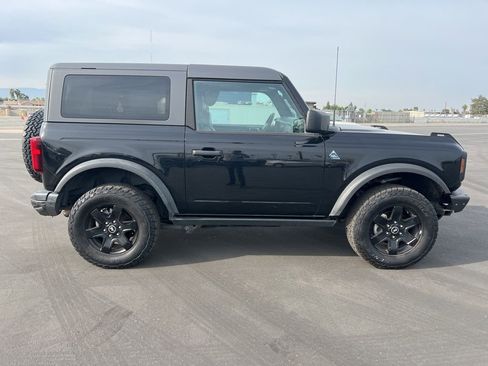 Used 2023 Ford Bronco Black Diamond image 4