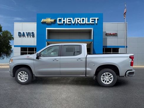 Used 2023 Chevrolet Silverado 1500 RST AWD/4WD image 6