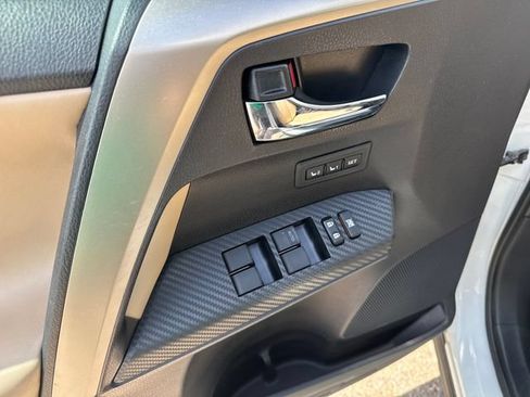 Used 2014 Toyota RAV4 Limited w/ Technology Package FWD image 11