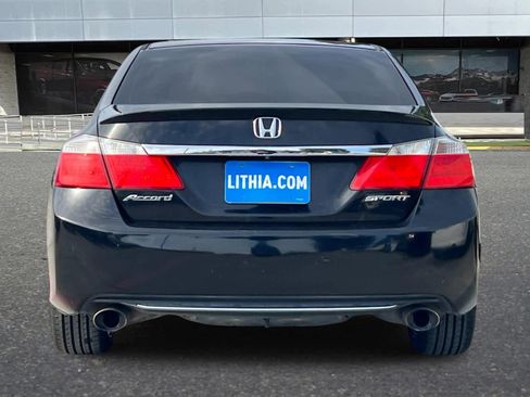Used 2015 Honda Accord Sport image 7