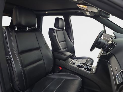 Used 2021 Jeep Grand Cherokee Limited w/ Quick Order Package 28K 80th image 12