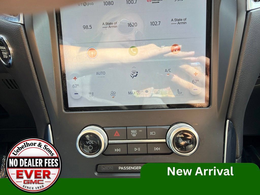 Used 2024 Ford Edge Titanium AWD/4WD image 24