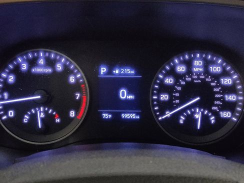 Used 2020 Hyundai Tucson Value FWD image 23