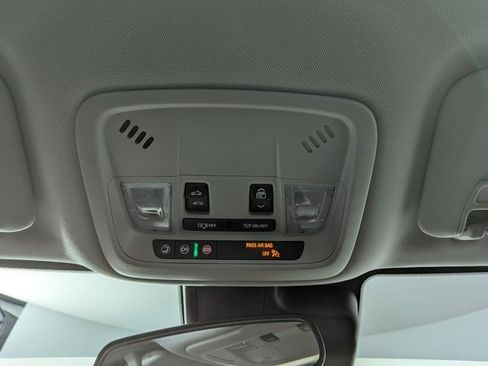 Used 2022 Chevrolet Malibu LT image 25