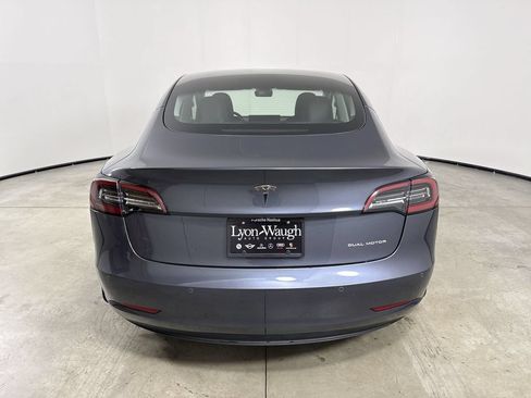 Used 2022 Tesla Model 3 Long Range AWD/4WD image 6