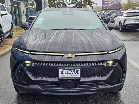 New 2026 Chevrolet Equinox EV LT FWD image 8