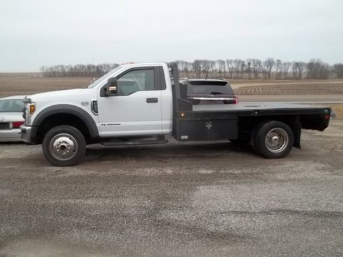 Used 2018 Ford F450 XL w/ Power Equipment Group AWD/4WD image 1