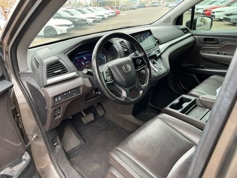 Used 2018 Honda Odyssey EX-L image 2