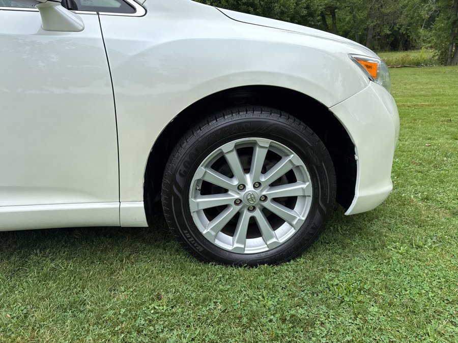 Used 2010 Toyota Venza AWD image 33
