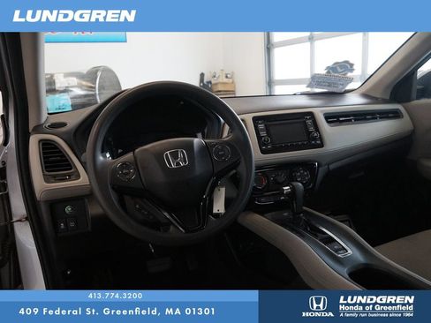 Used 2018 Honda HR-V LX image 16
