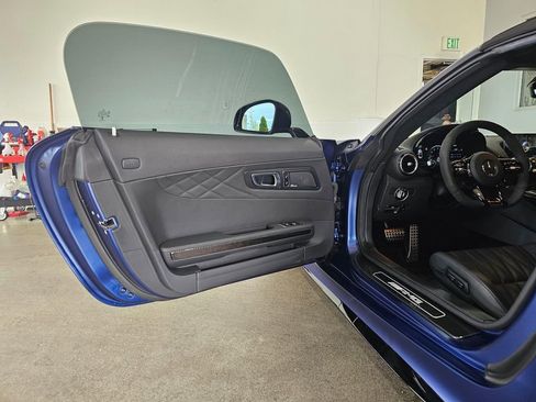 Used 2020 Mercedes-Benz AMG GT R image 28