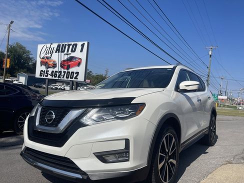 Used 2018 Nissan Rogue SL w/ Premium Package image 1