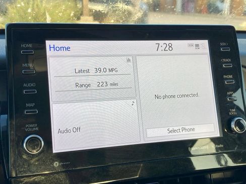 Used 2023 Toyota Camry XLE w/ Cold Weather Package FWD image 19