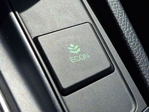 Used 2018 Honda CR-V EX-L image 24