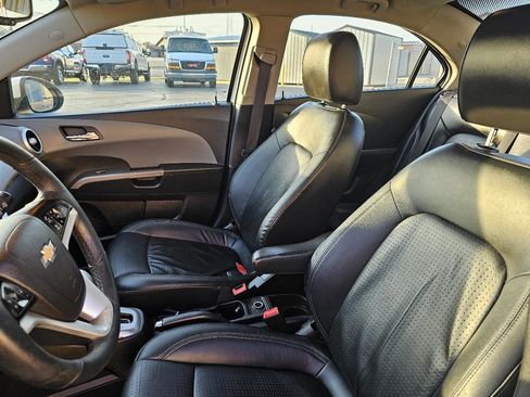 Used 2020 Chevrolet Sonic Premier image 7