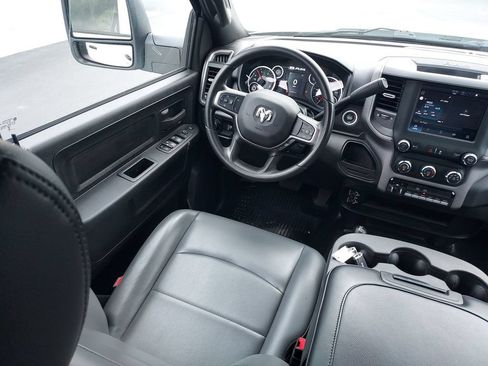 Used 2024 RAM 4500 Tradesman w/ Chrome Appearance Group AWD/4WD image 15