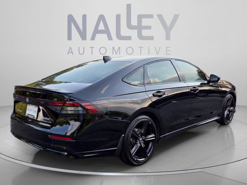 Used 2025 Honda Accord Sport image 5