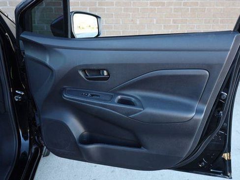 Used 2025 Nissan Versa S w/ Trunk Package FWD image 27