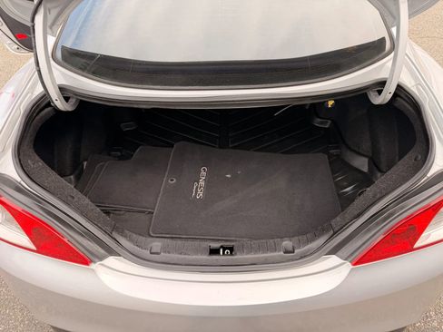 Used 2012 Hyundai Genesis 2.0T image 17