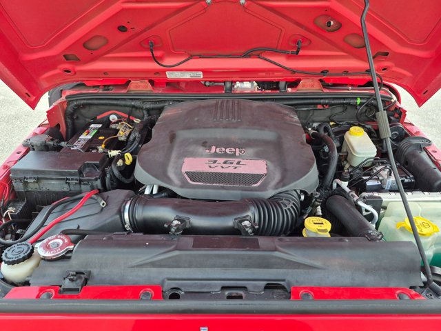Used 2013 Jeep Wrangler Unlimited Sport AWD/4WD image 20