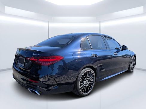 Used 2023 Mercedes-Benz C 300 4MATIC Sedan image 3