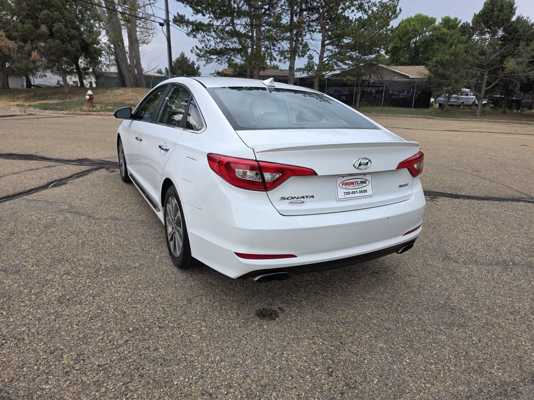 Used 2016 Hyundai Sonata Sport w/ Option Group 03 FWD image 4