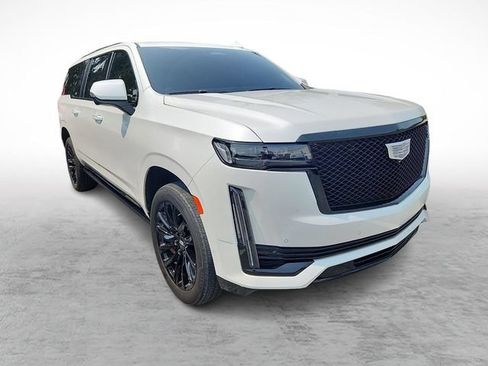 Used 2022 Cadillac Escalade ESV Sport w/ Touring Package AWD/4WD image 3