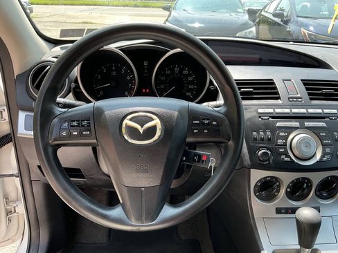 Used 2010 MAZDA MAZDA3 i Touring FWD image 18