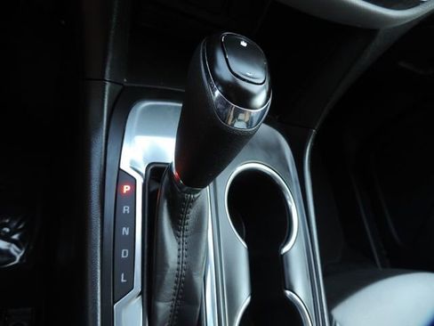 Used 2020 Chevrolet Equinox LS w/ LS Convenience Package FWD image 26
