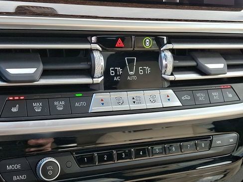 Certified 2023 BMW X3 xDrive30i w/ Premium Package image 18