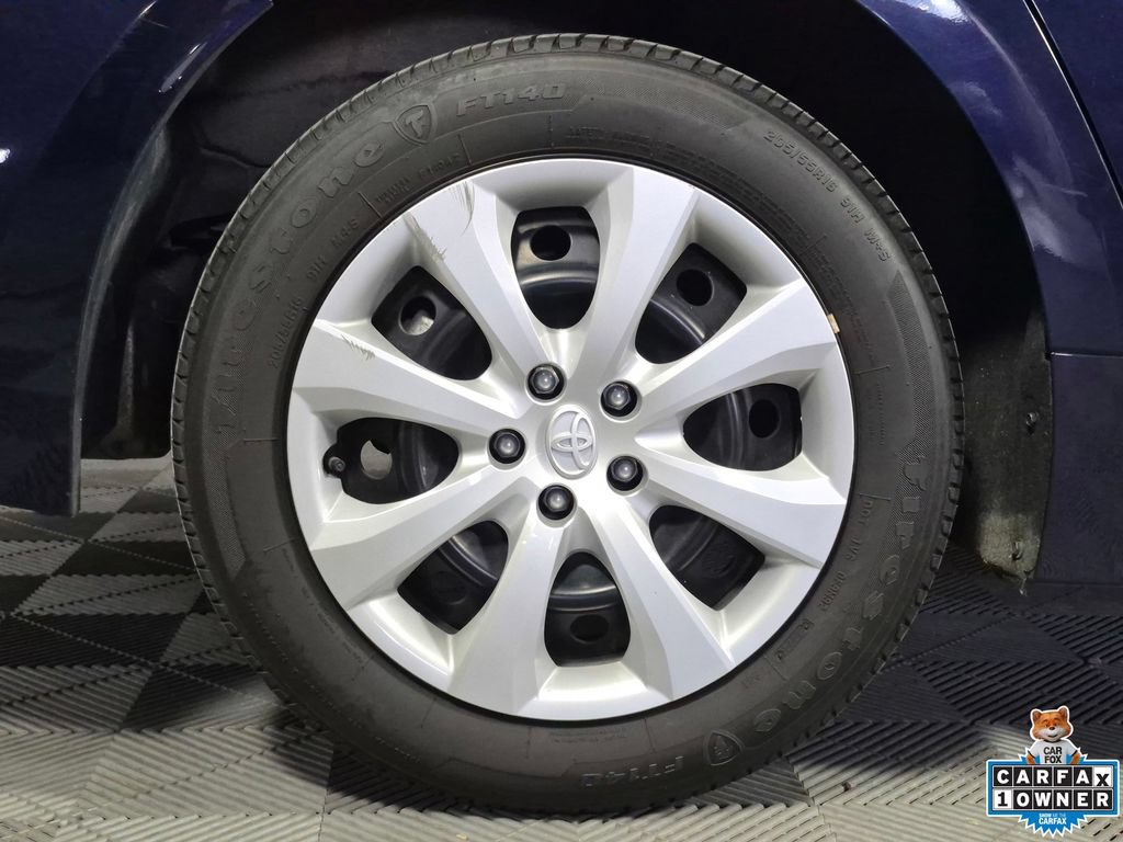 Used 2024 Toyota Corolla LE FWD image 27