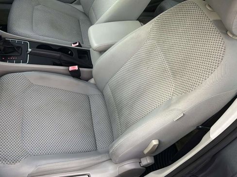 Used 2014 Volkswagen Passat 1.8T S image 16