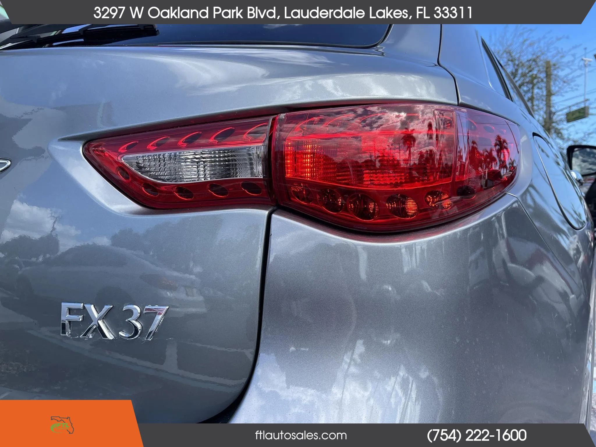 Used 2013 INFINITI FX37 2WD w/ Premium Pkg image 14
