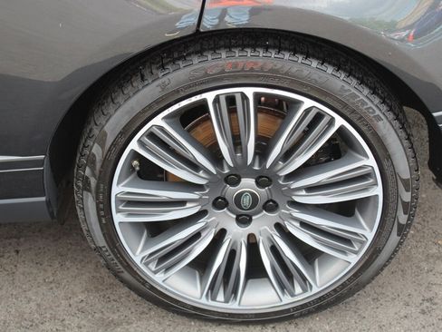 Used 2019 Land Rover Range Rover Supercharged image 31