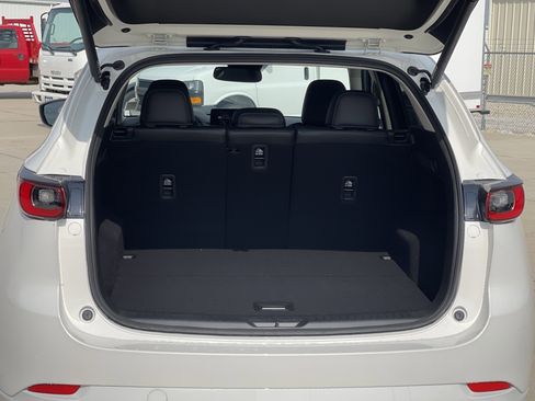 New 2025 MAZDA CX-5 AWD 2.5 S w/ Preferred Package image 13