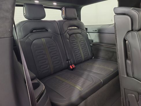 Used 2024 Rivian R1S Adventure image 25