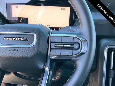 Used 2025 GMC Yukon Denali image 12