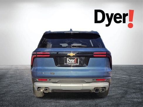 Certified 2026 Chevrolet Traverse LT w/ Enhanced Driving Package image 7