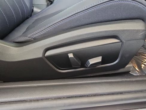 Certified 2025 MINI Cooper S image 23