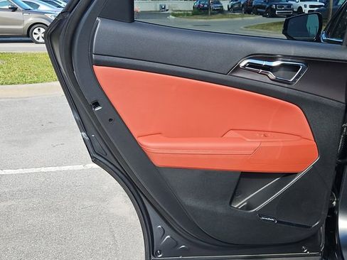 New 2026 Kia Sportage SX Prestige image 11