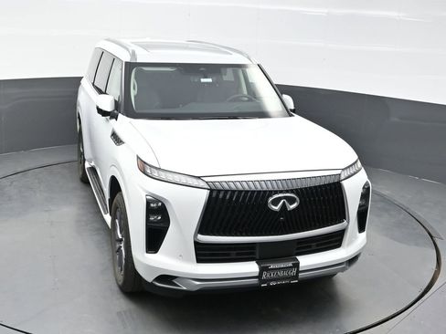 Certified 2025 INFINITI QX80 Pure image 28