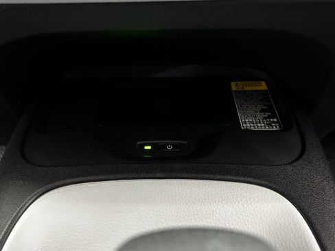 Used 2026 Toyota Corolla SE w/ SE Package FWD image 27