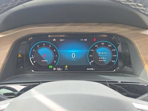 Used 2024 Volkswagen Atlas SE w/ Black Wheel Package image 11