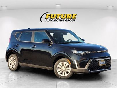 Used 2023 Kia Soul LX