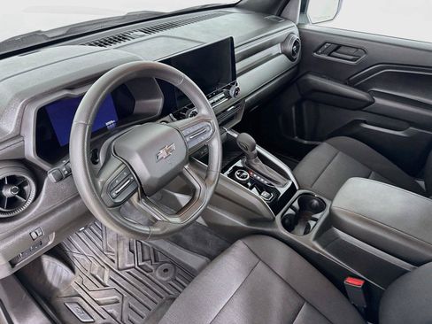 Used 2023 Chevrolet Colorado Trail Boss w/ Technology Package AWD/4WD image 14