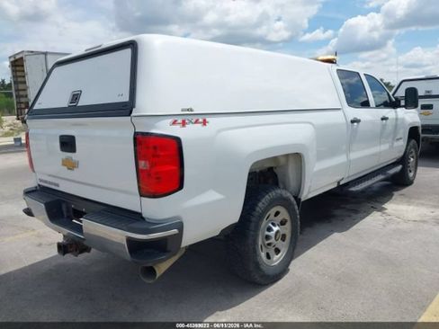 Used 2017 Chevrolet Silverado 3500 W/T AWD/4WD image 4