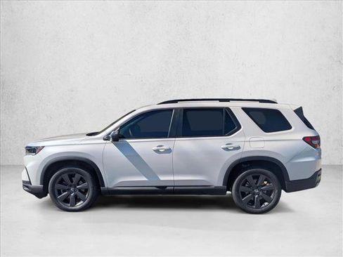 Used 2023 Honda Pilot Sport image 9